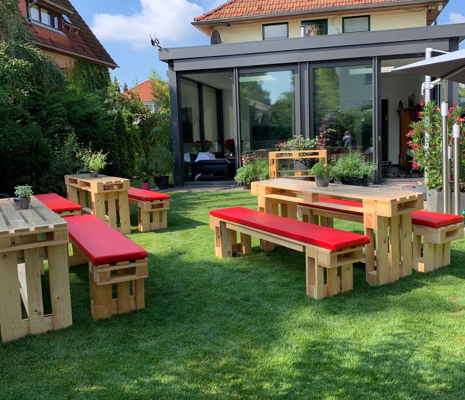 Eventpaletten Palettenmöbel für Ihr Event zu mieten oder kaufen